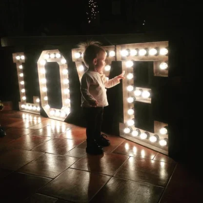 LOVE (4ft) - Hire